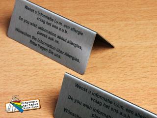 RVS tafelbordjes voor allergie, tekst aan 2 kanten voor bv restaurants en hotels.